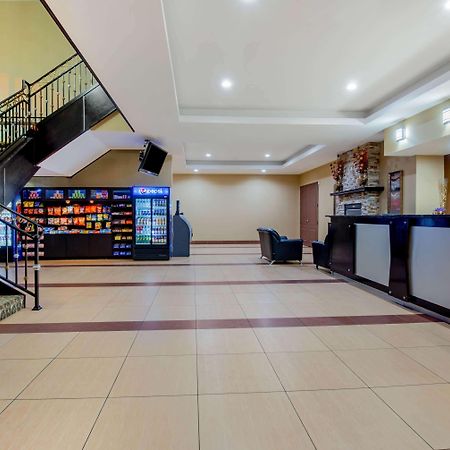 La Quinta Inn By Wyndham West Long Branch Nj Shore Area Dış mekan fotoğraf