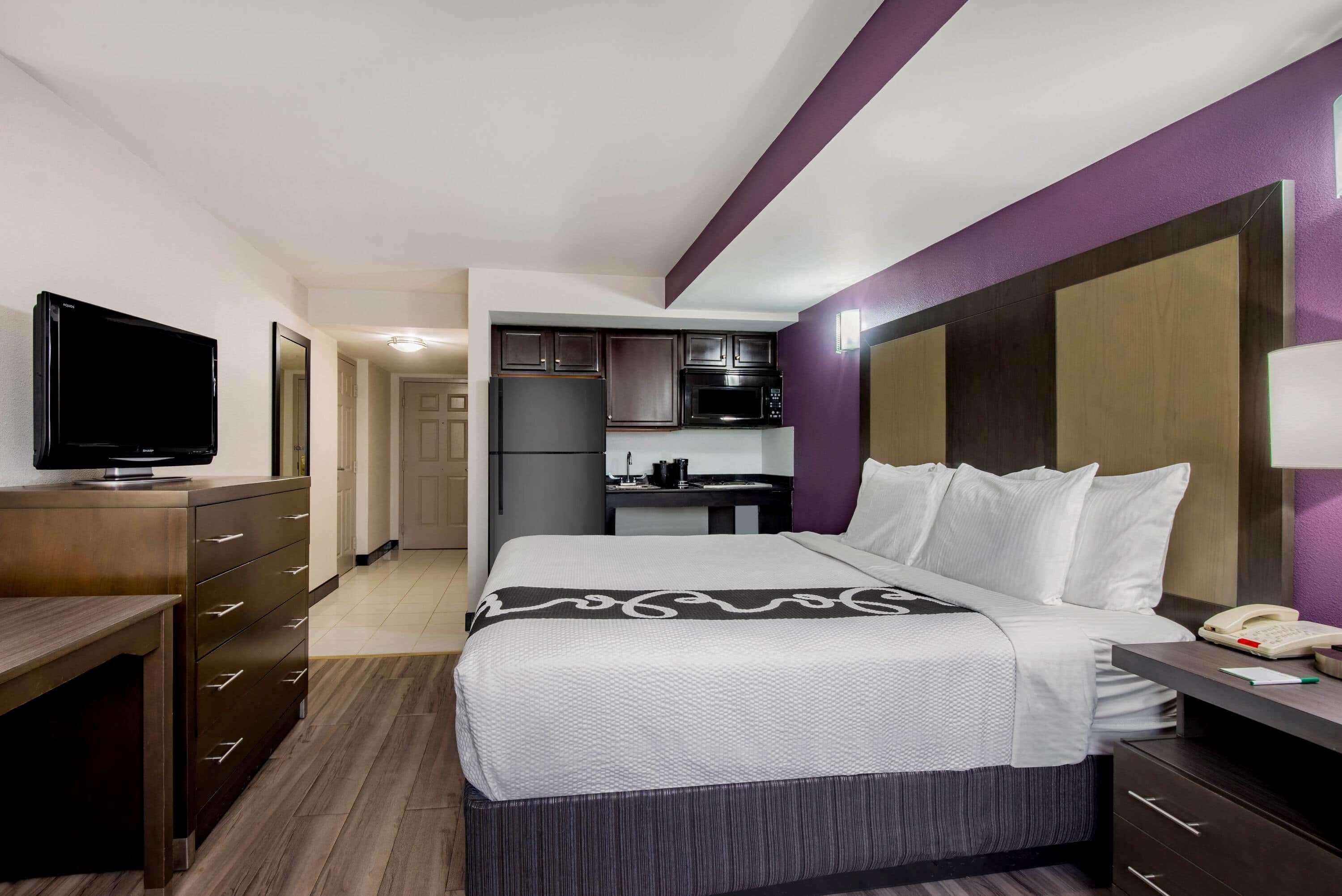 La Quinta Inn By Wyndham West Long Branch Nj Shore Area Dış mekan fotoğraf