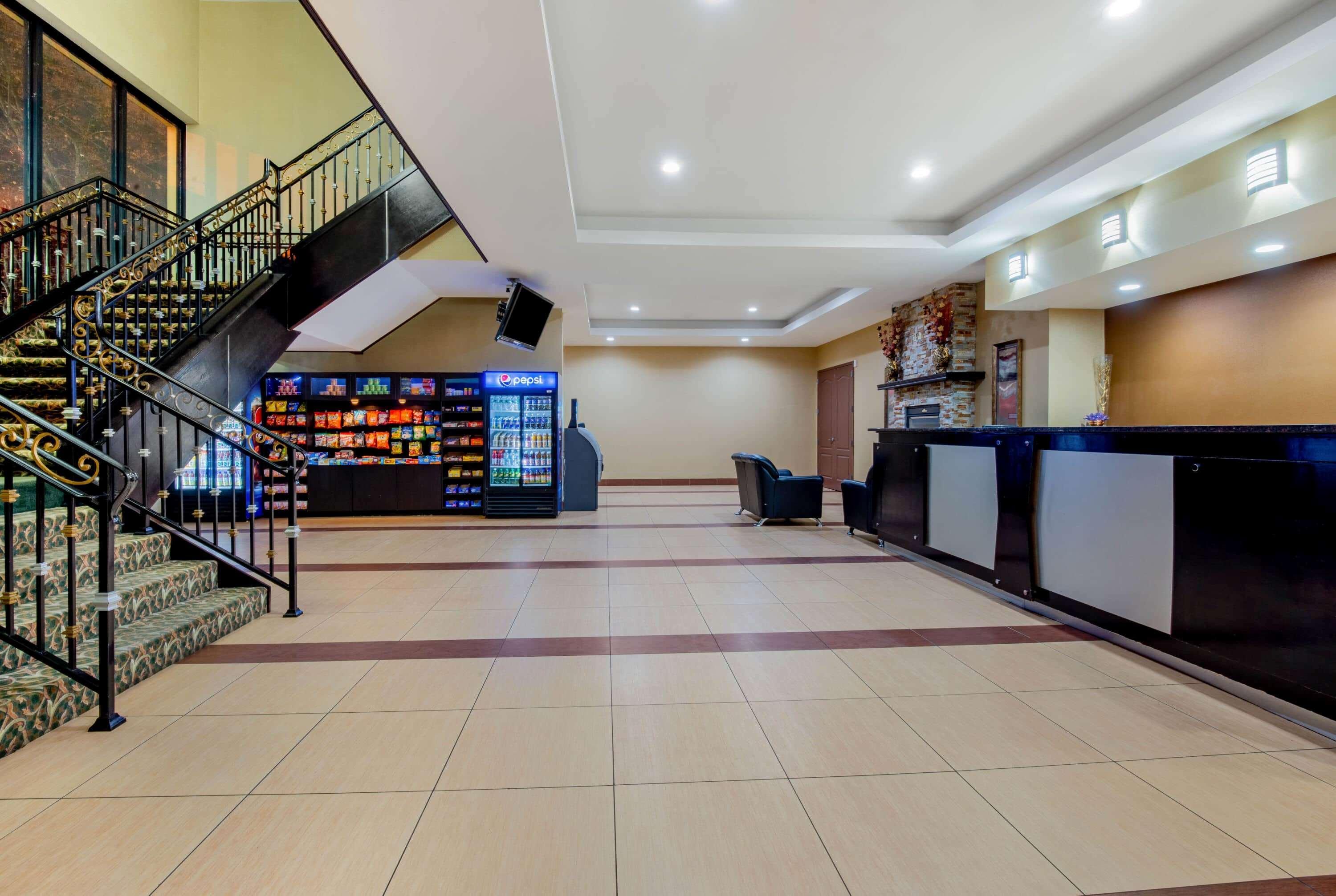La Quinta Inn By Wyndham West Long Branch Nj Shore Area Dış mekan fotoğraf