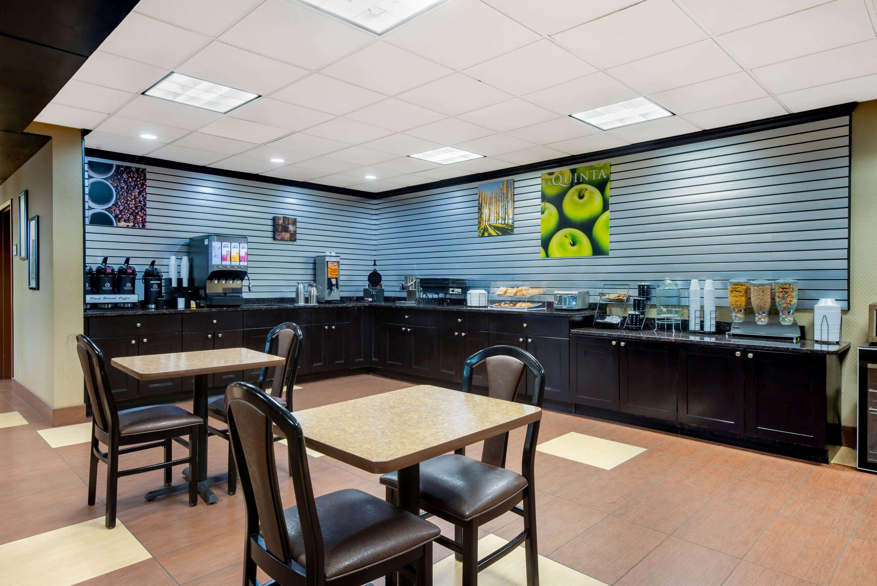 La Quinta Inn By Wyndham West Long Branch Nj Shore Area Dış mekan fotoğraf