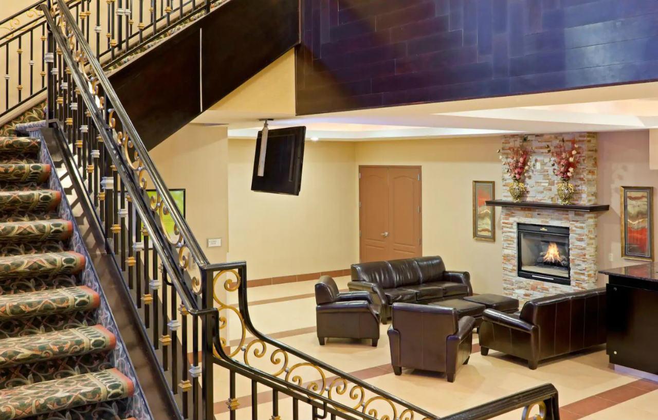 La Quinta Inn By Wyndham West Long Branch Nj Shore Area Dış mekan fotoğraf
