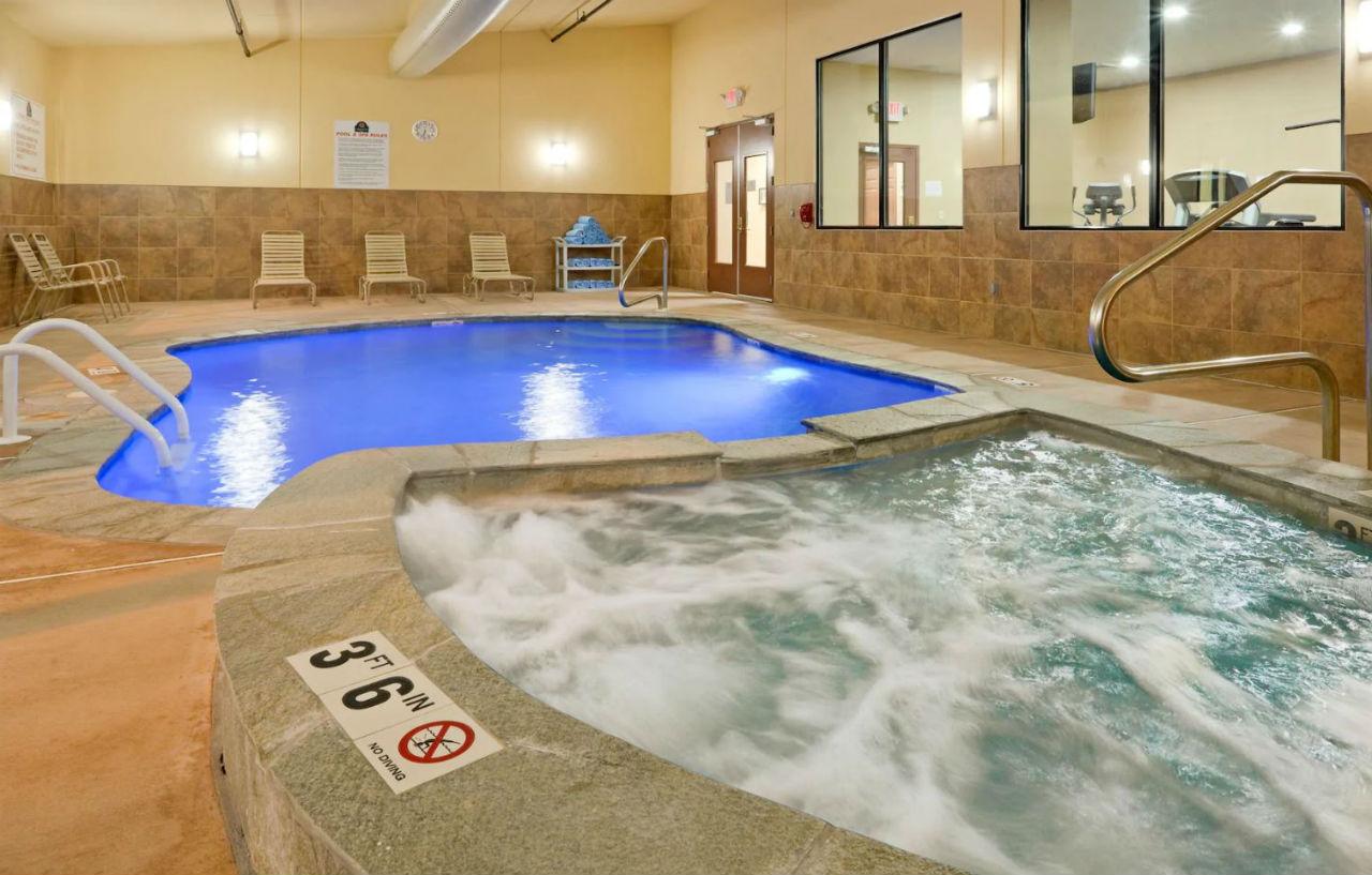 La Quinta Inn By Wyndham West Long Branch Nj Shore Area Dış mekan fotoğraf